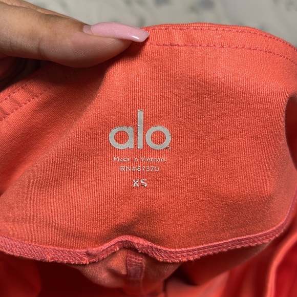 Alo high waited leggings - Picture 3 of 3